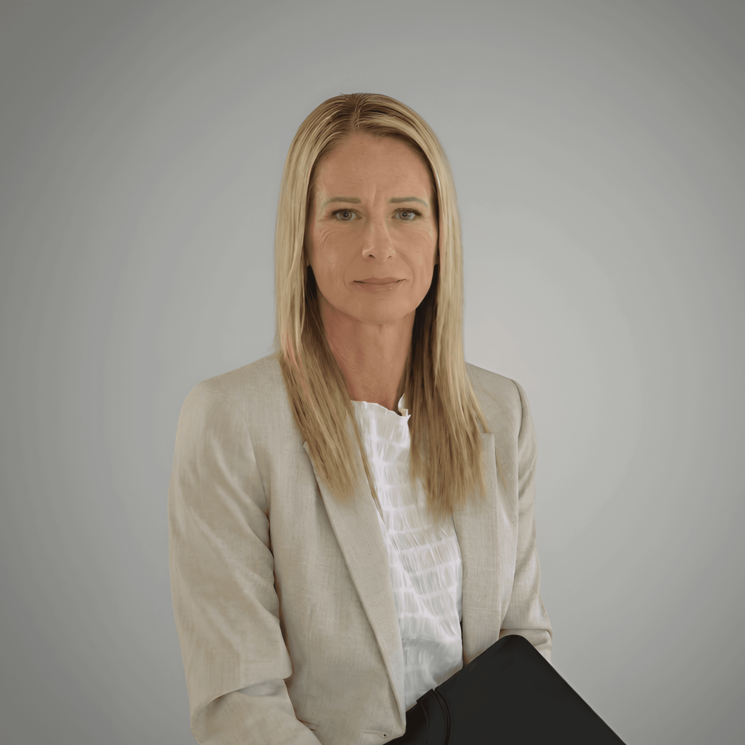 Sarah Duthie - X Rate Capital
